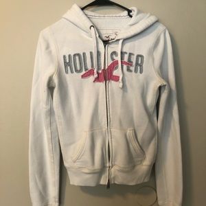 white hollister jacket